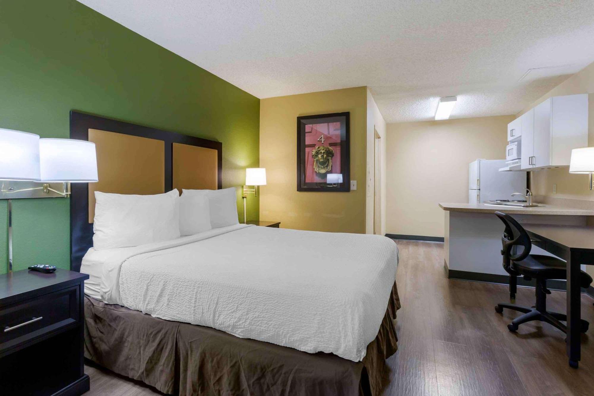 Extended Stay America Select Suites - Phoenix - Scottsdale - North Екстер'єр фото